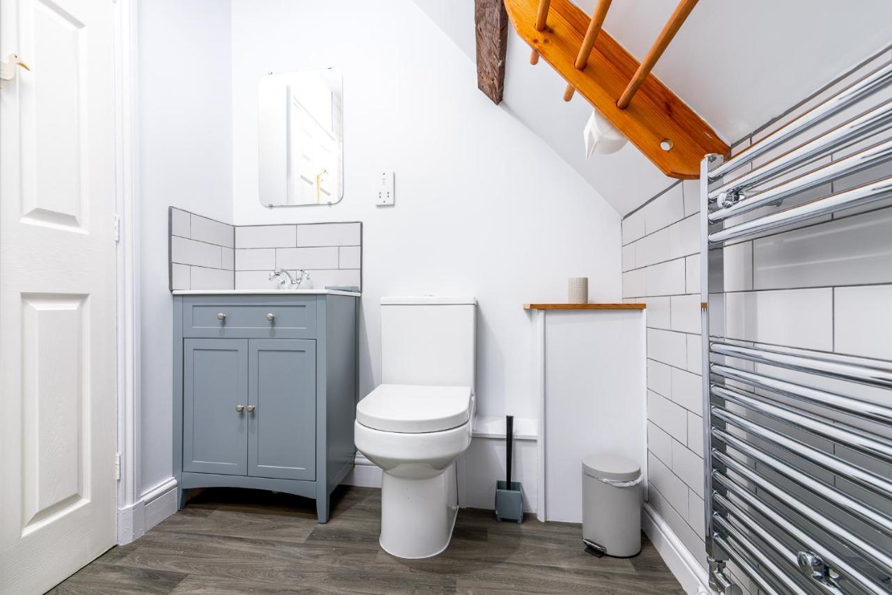 The Look Out Characterful Apartment Whitby Bagian luar foto