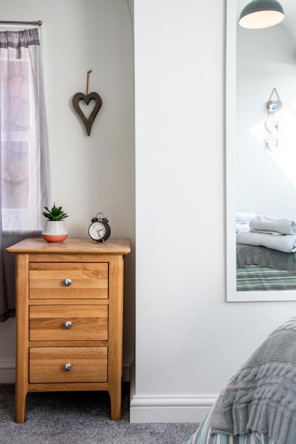 The Look Out Characterful Apartment Whitby Bagian luar foto
