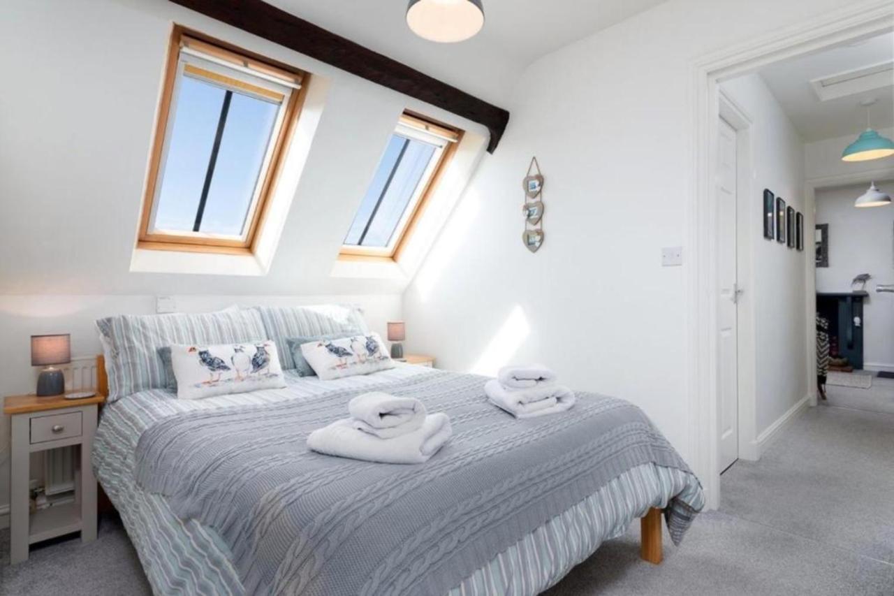 The Look Out Characterful Apartment Whitby Bagian luar foto
