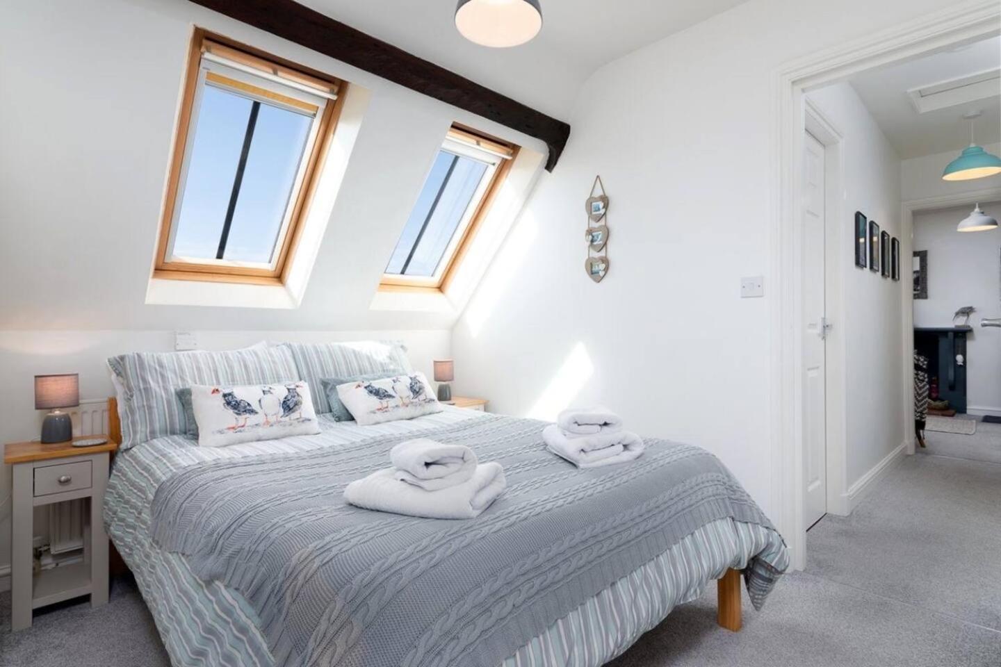 The Look Out Characterful Apartment Whitby Bagian luar foto